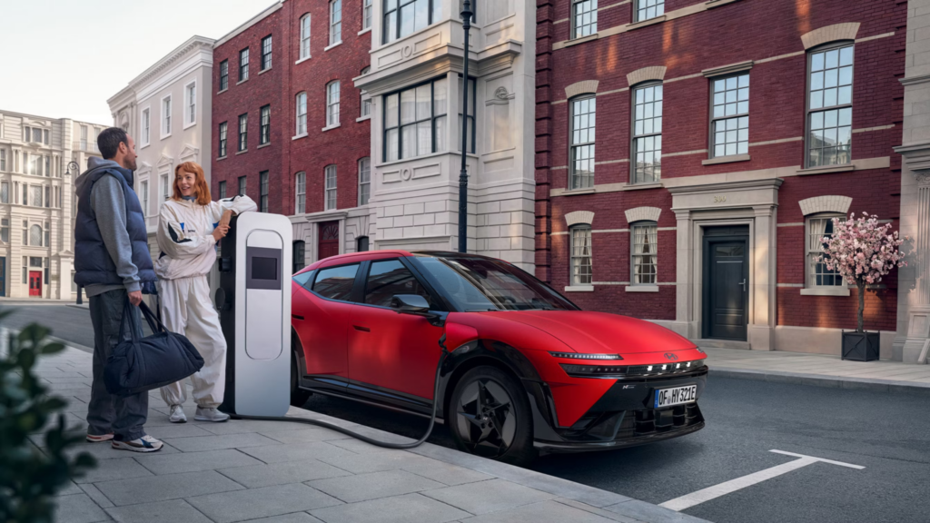 Diplomatic sales at Zeeuw & Zeeuw Hyundai