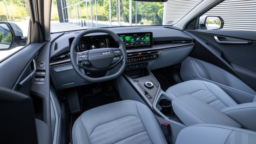 Interieur van de vernieuwde Kia Niro Hybrid 2026
